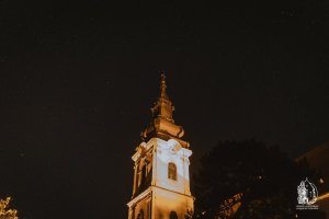 Templom külső - esti fényben