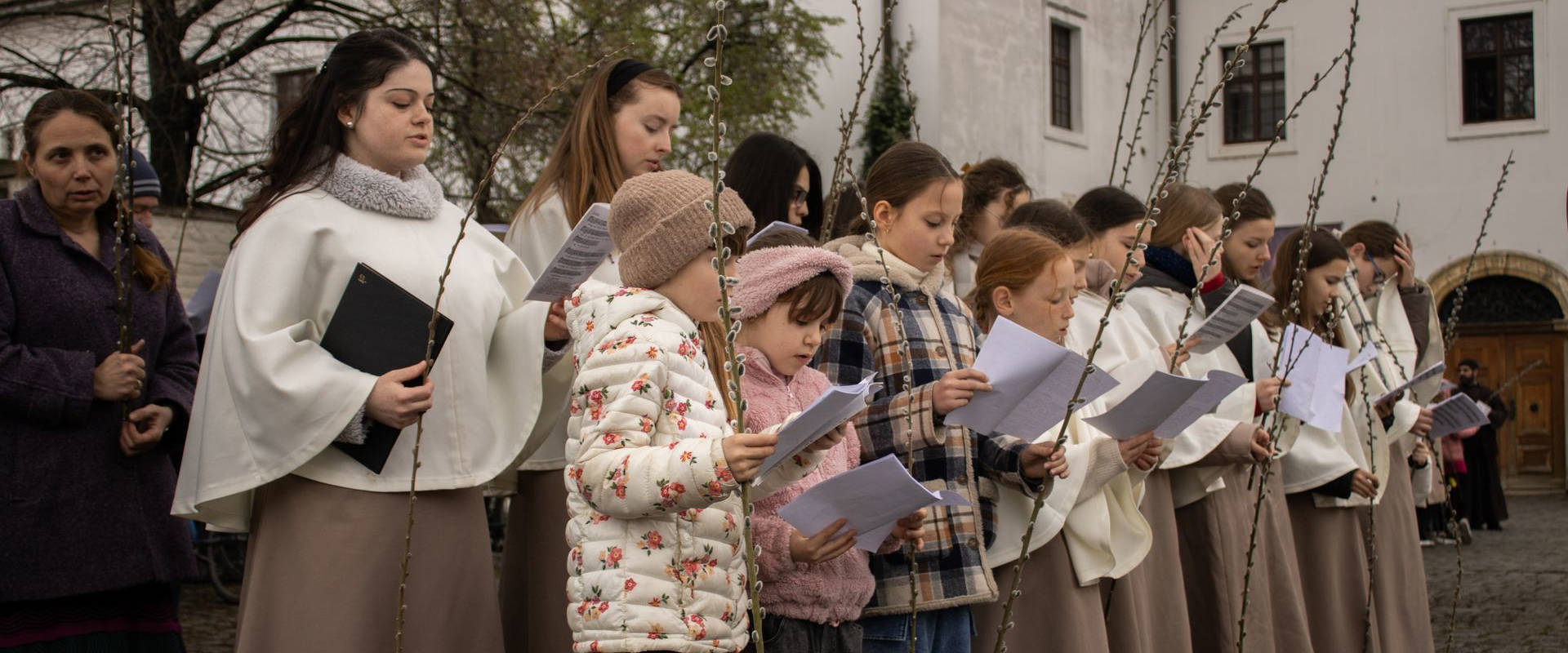 Permalink to: Új képek – virágvasárnaptól húsvétig 2026